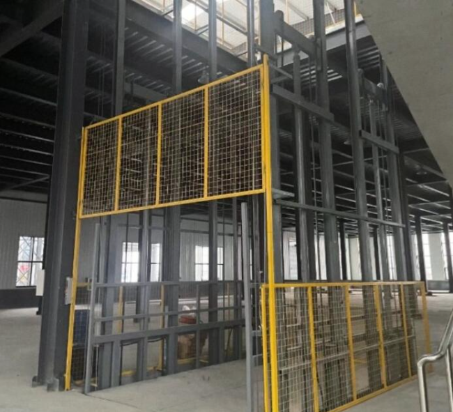 七叉镇请详细介绍一下货梯安装在室外的维护方法